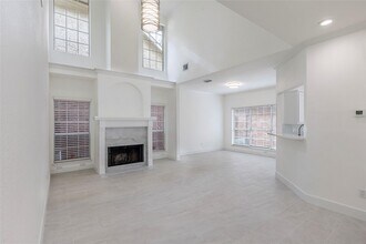 362 Arbor Crest Ln in Euless, TX - Building Photo - Building Photo