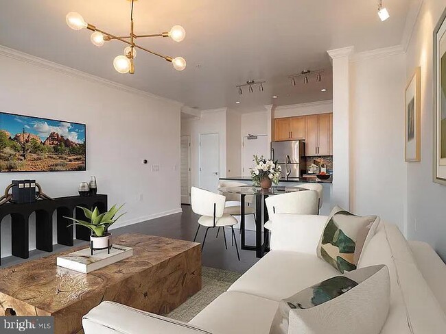 437 New York Ave NW in Washington, DC - Building Photo - Building Photo