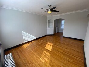 5542 W Leland Ave in Chicago, IL - Building Photo - Building Photo