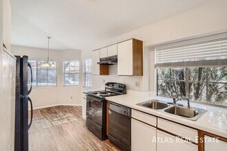 5084 W Blackbird Dr in Tucson, AZ - Building Photo - Building Photo