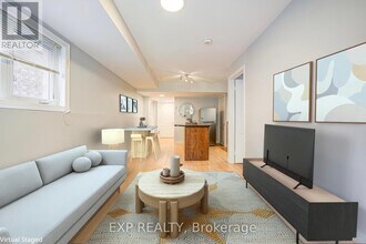 49 Lily Cup Ave in Toronto, ON - Building Photo - Building Photo