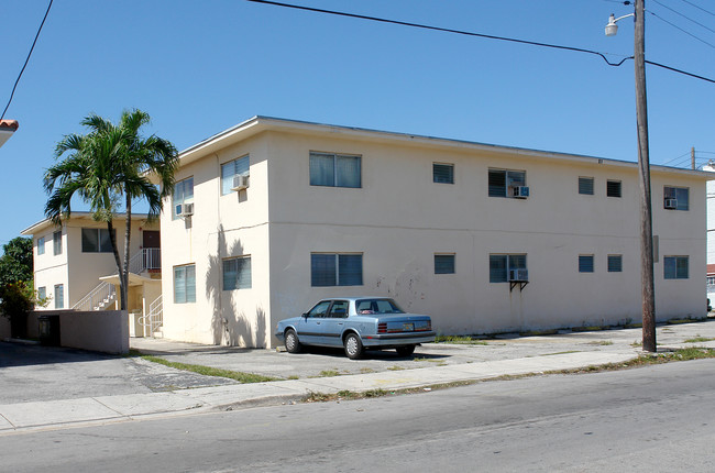 295 NW 14th Ave in Miami, FL - Building Photo - Building Photo