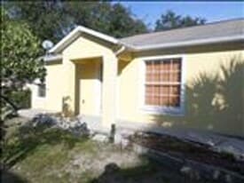 4406 Mango Terrace in Tampa, FL - Building Photo