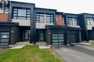 527 Triangle St in Ottawa, ON - Building Photo