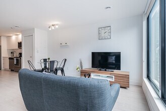 1441 Rue Saint-Urbain, Unit SI ID1261842P in Montréal, QC - Building Photo - Building Photo