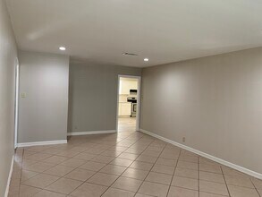 3901 Drexel Ave in Port Arthur, TX - Foto de edificio - Building Photo