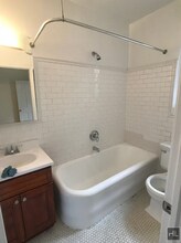 West 11th Street in New York, NY - Foto de edificio - Building Photo