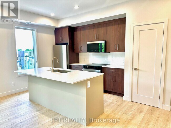 254 Garneau St in Ottawa, ON - Building Photo - Building Photo
