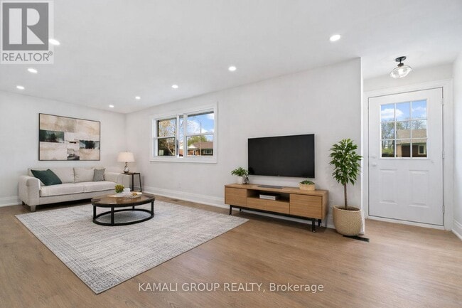 property at 76 Admiral Rd