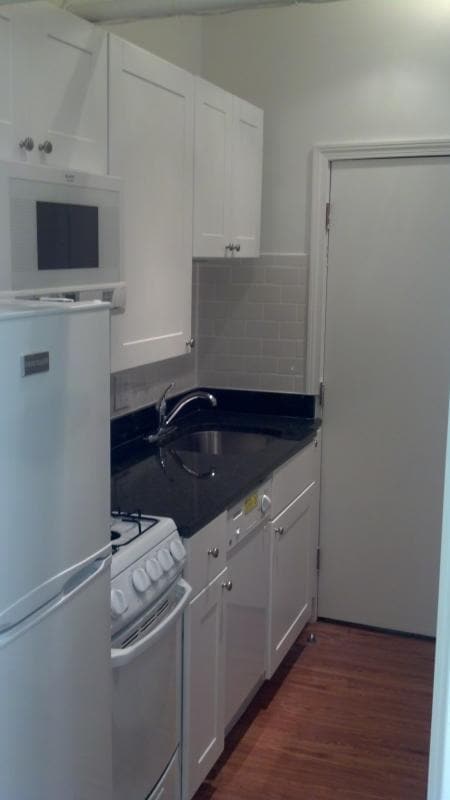 121 Park Dr, Unit B3 in Boston, MA - Building Photo - Building Photo