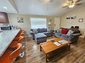 1106 Fournier Ave in Gulfport, MS - Building Photo - Building Photo