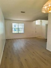 366 Aylesbury Ct in Kissimmee, FL - Building Photo - Building Photo