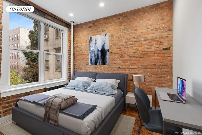 126 W 25th St in New York, NY - Building Photo - Building Photo