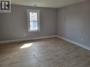 1524 Lincoln Rd in Windsor, ON - Building Photo - Building Photo