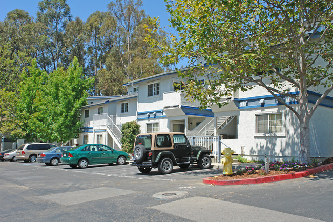 Park Villas in San Luis Obispo, CA - Building Photo - Building Photo