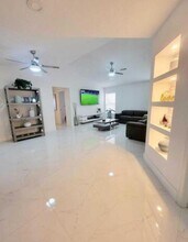 1697 SW Clover St in Port St. Lucie, FL - Building Photo - Building Photo