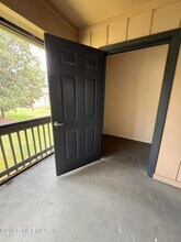 8849 Old Kings Rd S in Jacksonville, FL - Foto de edificio - Building Photo