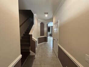 403 Tuscan Ln in Oldsmar, FL - Building Photo - Building Photo