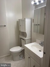 10401 Grosvenor Pl, Unit 328 in Rockville, MD - Building Photo - Building Photo