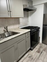 52 Pearl St-Unit -Garden Apartment in New Haven, CT - Building Photo - Building Photo