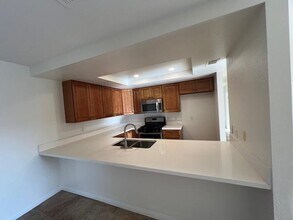 4765 Mayten Ct in Oceanside, CA - Building Photo - Building Photo