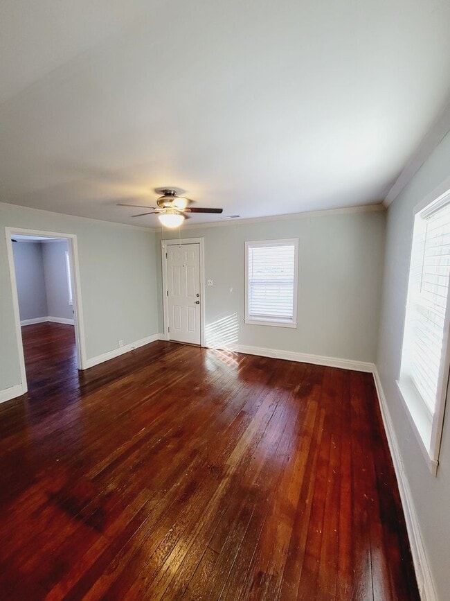 2410 Wrightsville Ave in Wilmington, NC - Building Photo - Building Photo