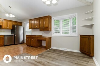 6808 NW Victor Dr in Kansas City, MO - Building Photo - Building Photo