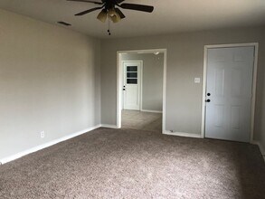 114 S Hearon Dr in Whitehouse, TX - Building Photo - Building Photo