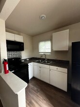 618 Marchmont Ln in San Antonio, TX - Building Photo - Building Photo