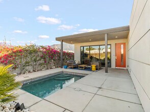 3345 Ambassador Dr in Palm Springs, CA - Building Photo - Building Photo