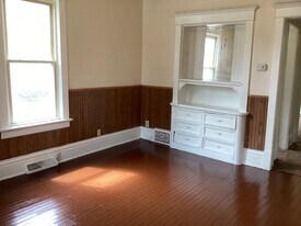 2445 N 37th St in Milwaukee, WI - Building Photo