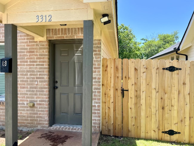 3312 N 25th St in Waco, TX - Building Photo - Building Photo