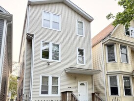3238 N Whipple St in Chicago, IL - Building Photo