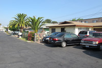 12420 Dunrobin Ave in Downey, CA - Building Photo - Building Photo