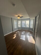 5607 S Throop St in Chicago, IL - Building Photo - Building Photo
