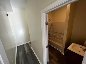 2426 N 33rd St in Philadelphia, PA - Building Photo - Building Photo