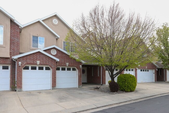 10505 Sage Flats Way