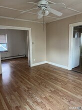 128 S Whittlesey Ave in Wallingford, CT - Building Photo - Building Photo