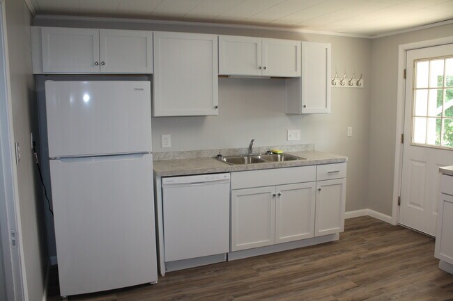 7906 Slayton Settlement Rd, Unit 12 in Gasport, NY - Building Photo - Building Photo