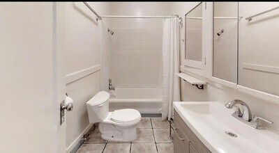 921 N Sierra St in Reno, NV - Building Photo - Building Photo