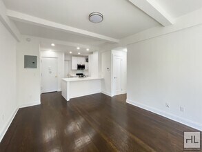 EAST 37 STREET in New York, NY - Building Photo - Building Photo