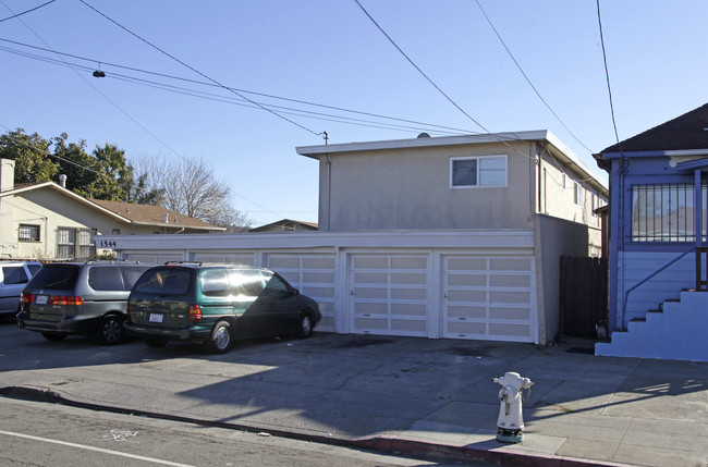 1544 38th Ave in Oakland, CA - Foto de edificio - Building Photo