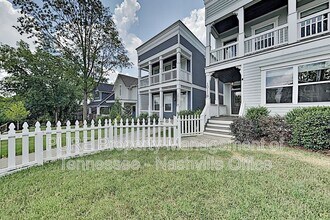 1011B Caldwell Ave in Nashville, TN - Building Photo - Building Photo