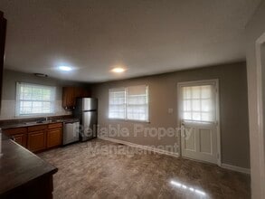 511 Buck Branch Dr in Garner, NC - Building Photo - Building Photo