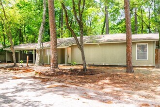2717 S Millbend Dr in Spring, TX - Building Photo - Building Photo