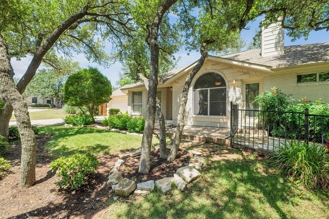 property at 36 Muirfield Greens Ln