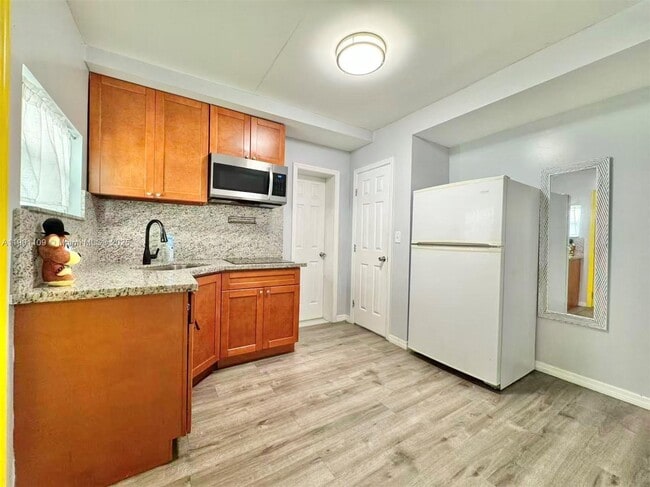property at 940 NW 32nd Ct