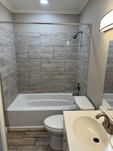 30654 Shannon Dr in Denham Springs, LA - Foto de edificio - Building Photo