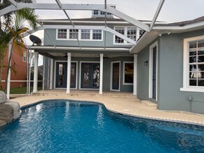 5225 Brighton Shore Dr in Apollo Beach, FL - Building Photo - Building Photo