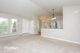 3215 Heatherside Dr in Dublin, OH - Building Photo - Building Photo